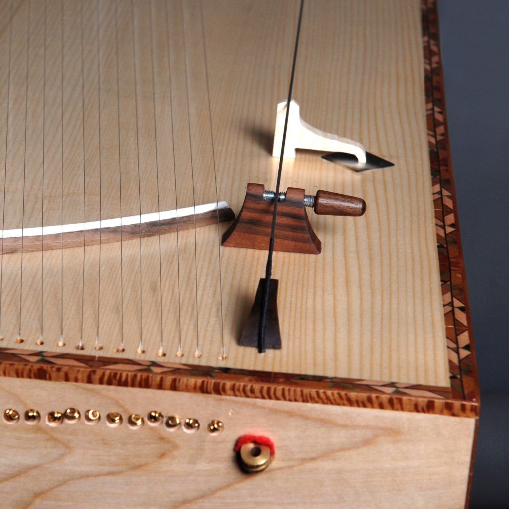 Hurdy-gurdy trumpet – Atelier de lutherie Philippe Berne